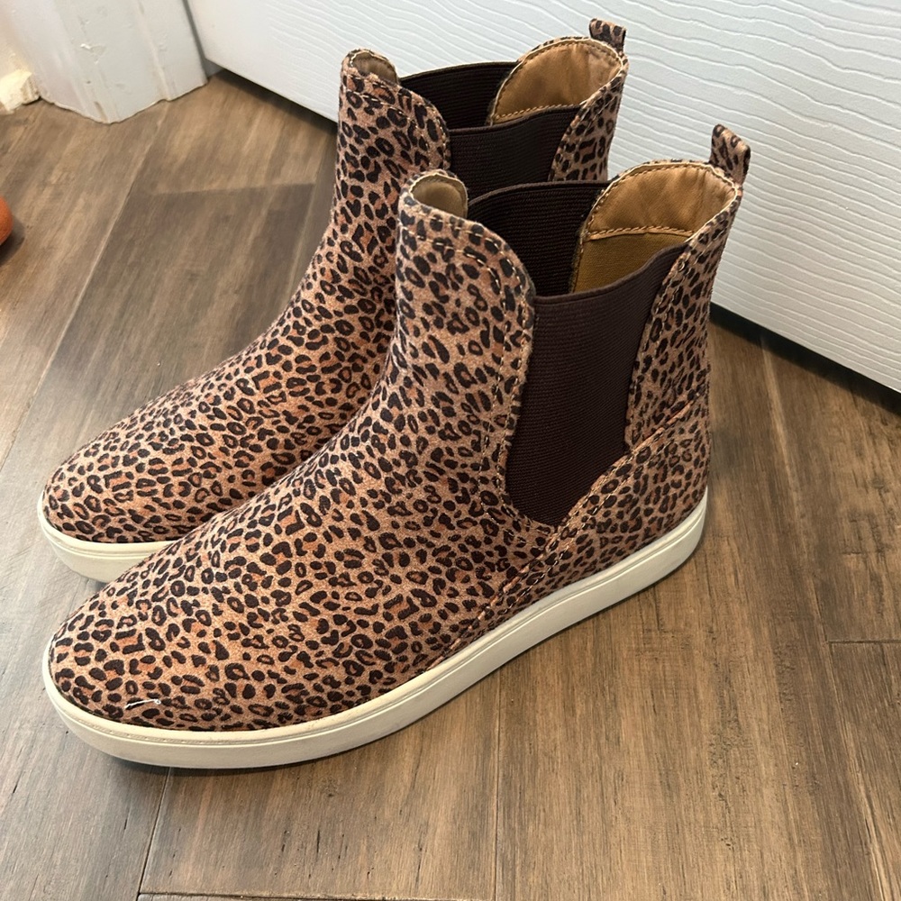 High top Cheetah Boots/Sneakers